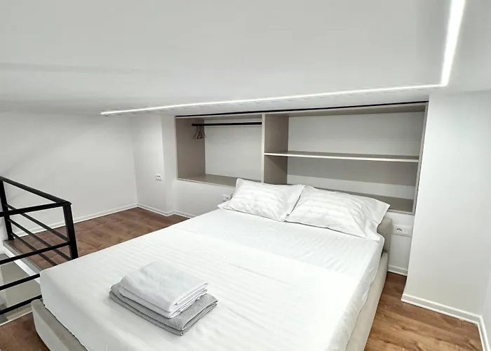 Nest * Tirana